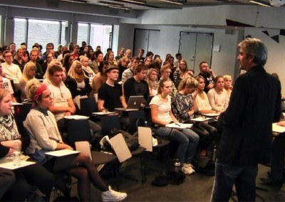 The Lecturing Android
